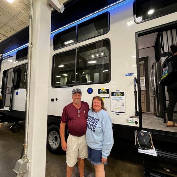 Meet your Posher, Lisa - Picture 8 of 17